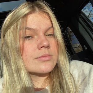 Meet your Posher, Aubry